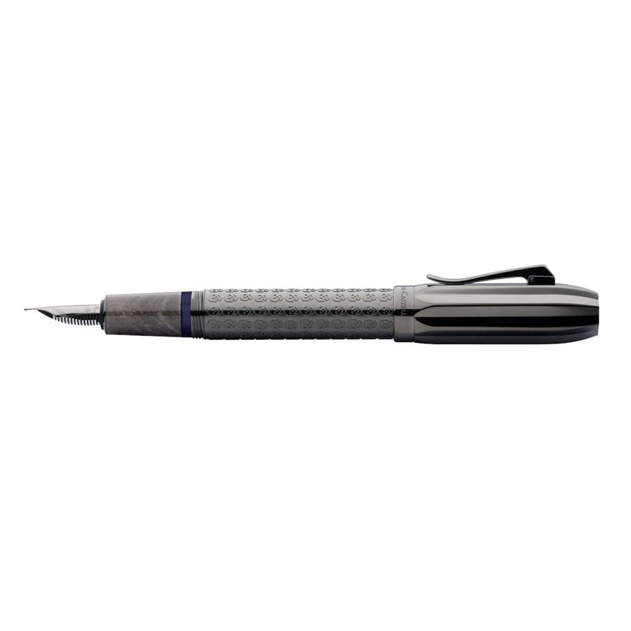 Graf-von-Faber-Castell - Fountain pen Pen of the Year 2022 Limited Edition, M